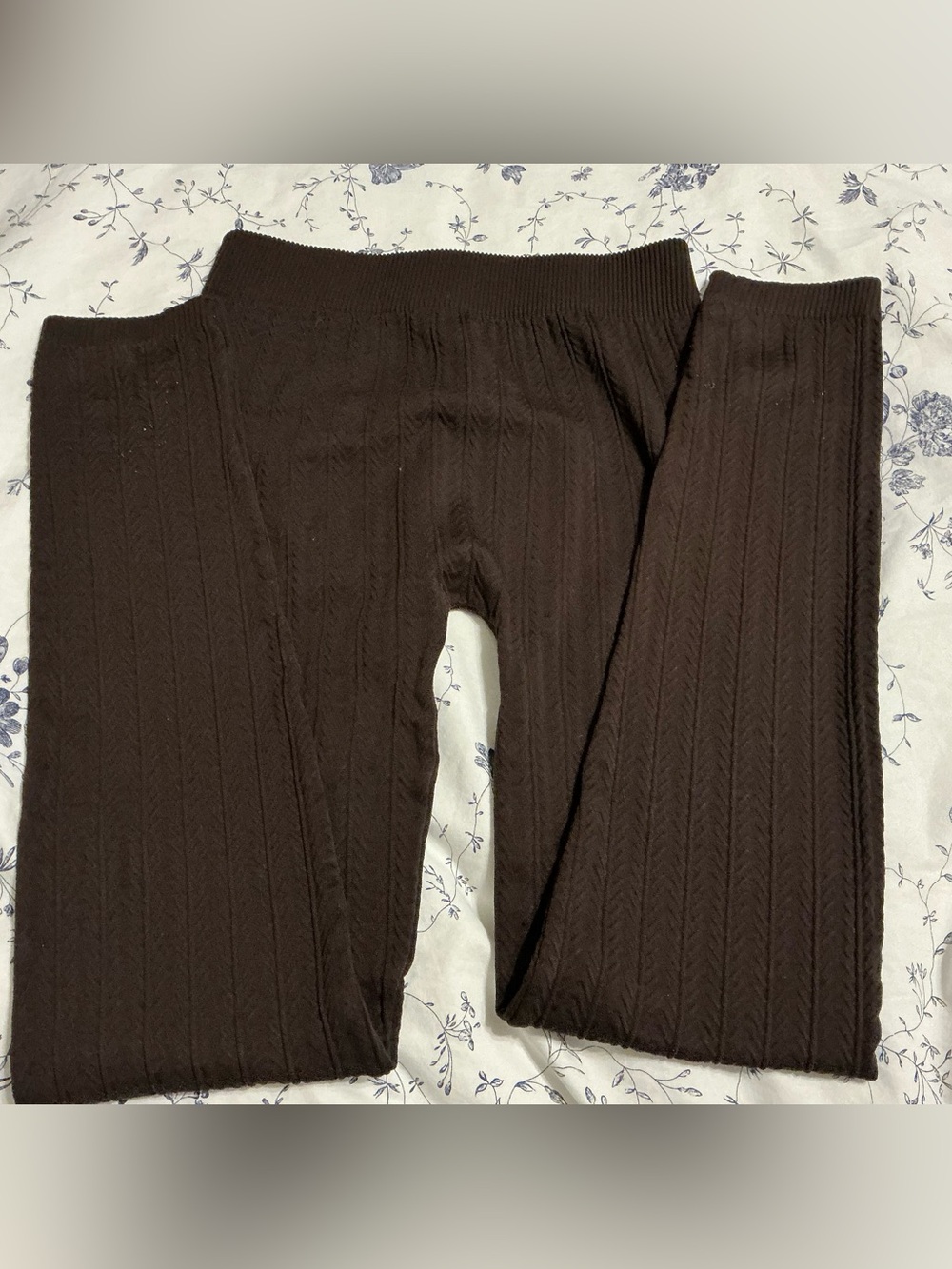 🎉3 for $15🎉 Chocolate Brown Cable Knit Lined Leggings with Elastic Waist